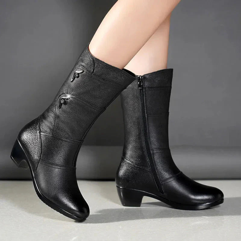 Bota Feminina Couro Peluciada Inverno Carol